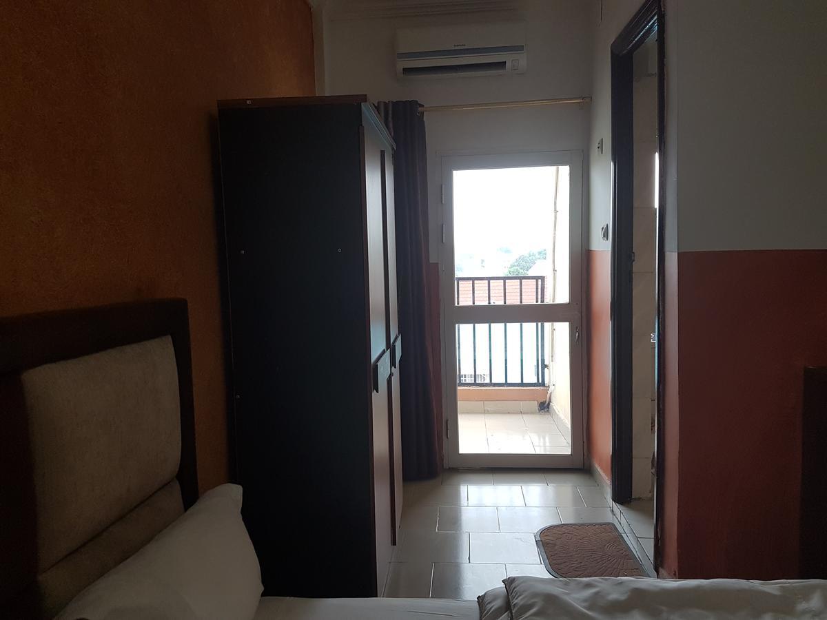 Novo Hotel Brazzaville Exterior photo